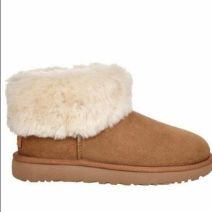 UGG Classic Mini Fluff